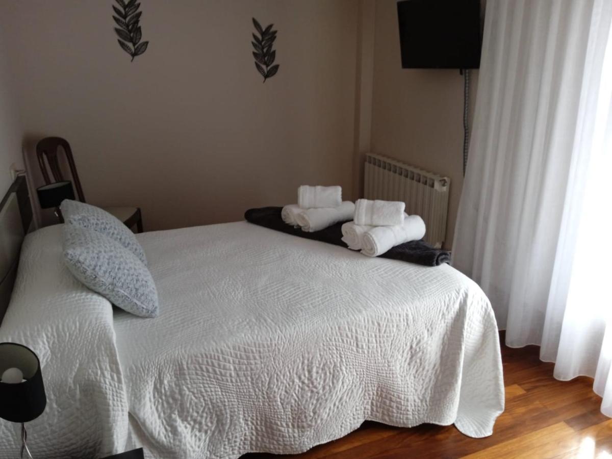 Pedroenea Apartamento Elizondo Εξωτερικό φωτογραφία