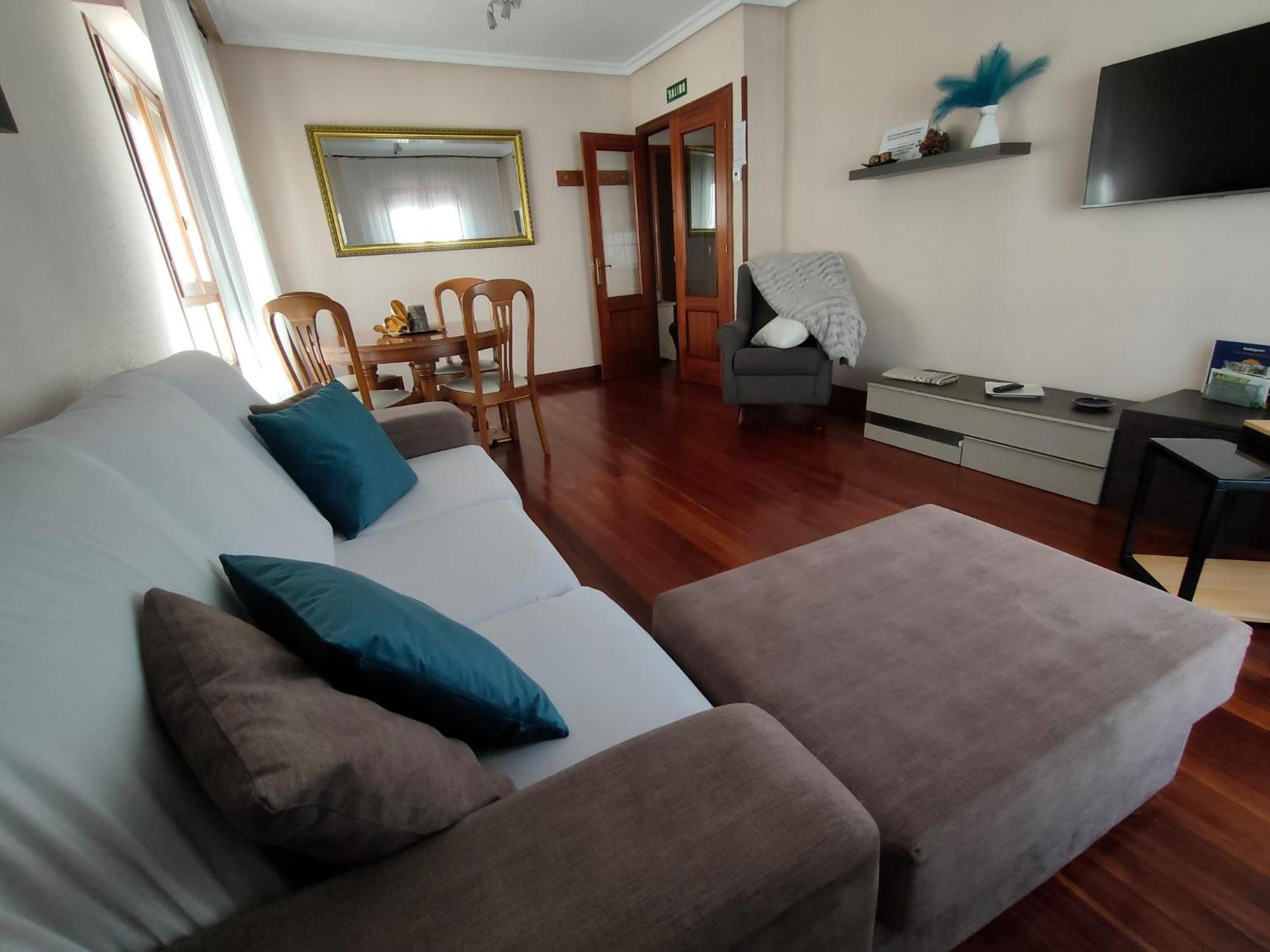 Pedroenea Apartamento Elizondo Εξωτερικό φωτογραφία